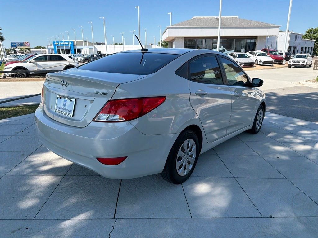 2017 Hyundai ACCENT SE