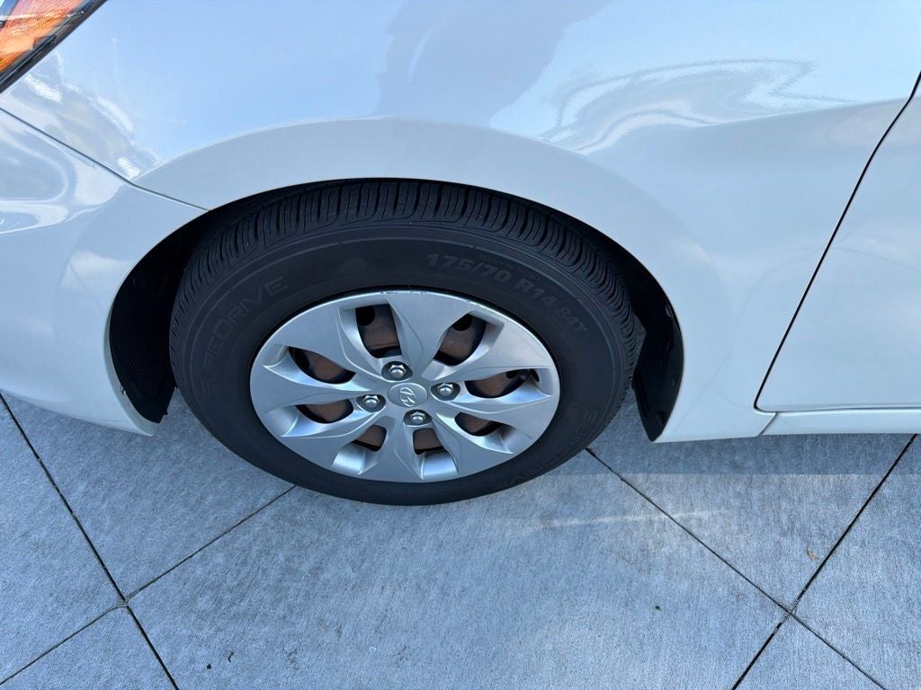 2017 Hyundai ACCENT SE