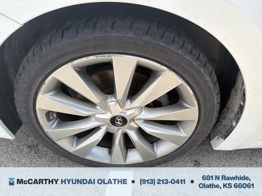 2013 Hyundai AZERA Base