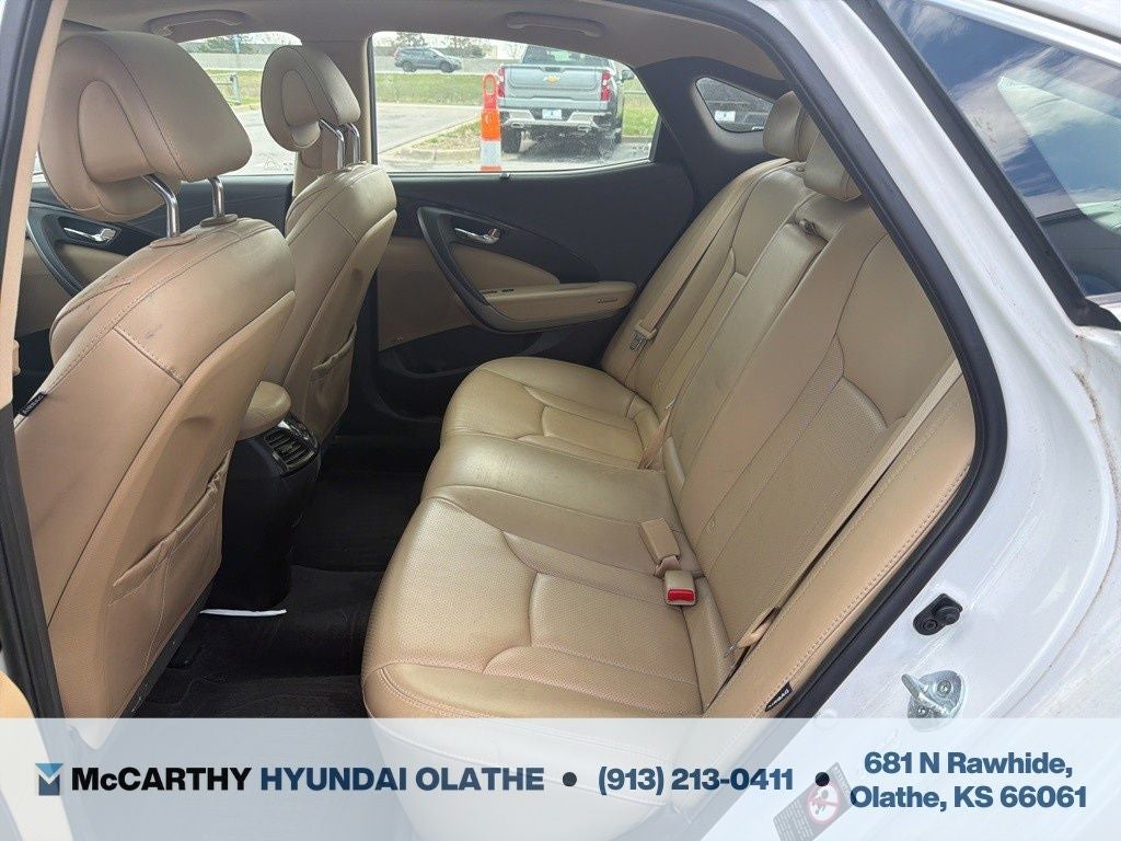 2013 Hyundai AZERA Base