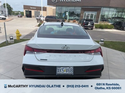 2024 Hyundai ELANTRA SEL