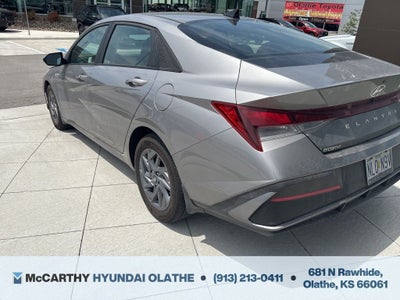 2024 Hyundai ELANTRA SEL