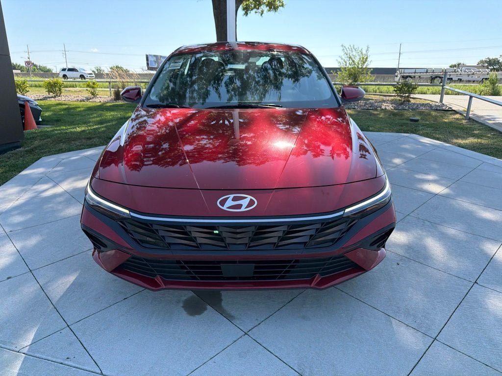 2024 Hyundai ELANTRA HYBRID Limited