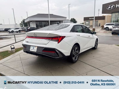 2024 Hyundai ELANTRA SEL