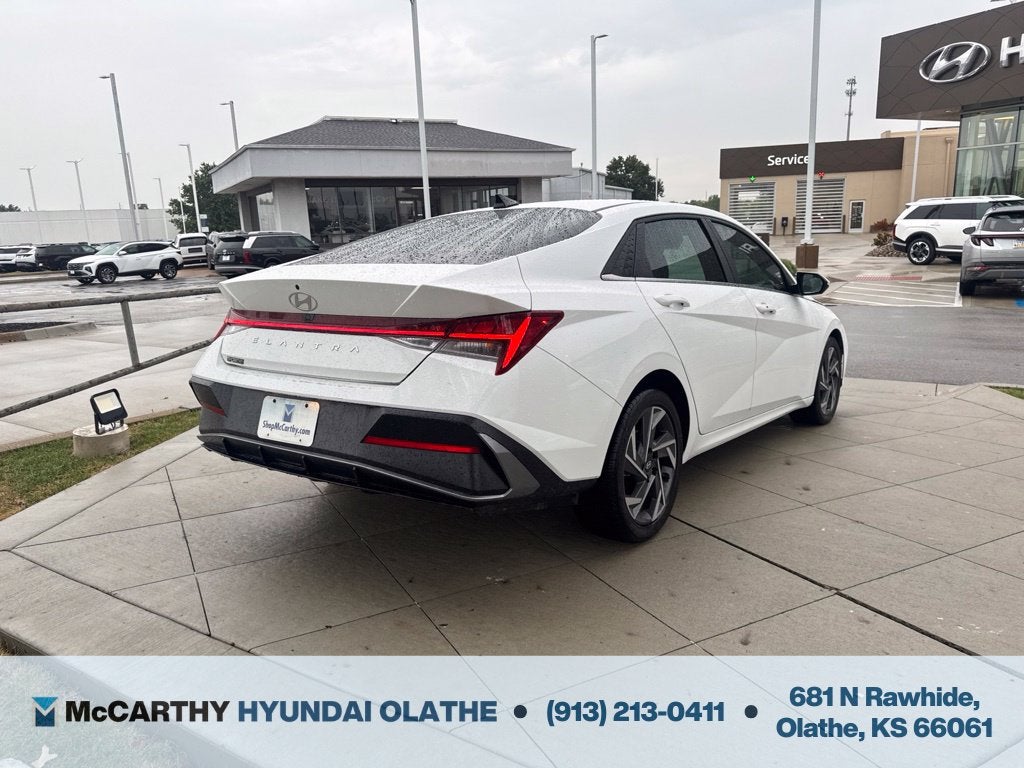 2024 Hyundai ELANTRA SEL