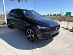 2022 Volvo XC60 B6 R-Design