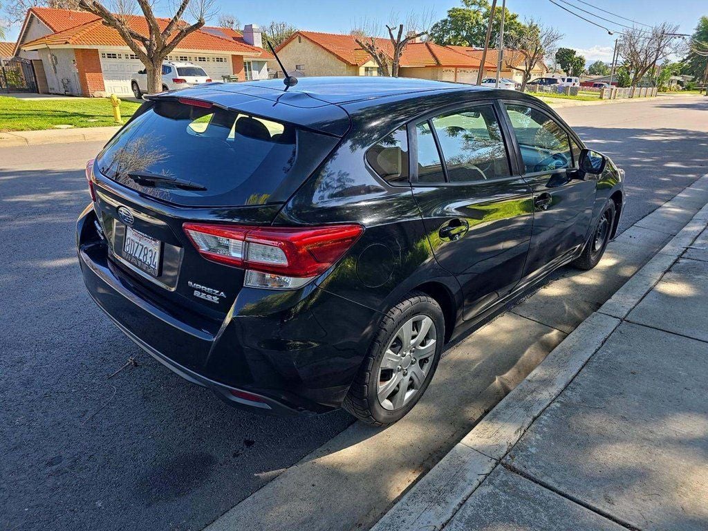 2017 Subaru Impreza 2.0i