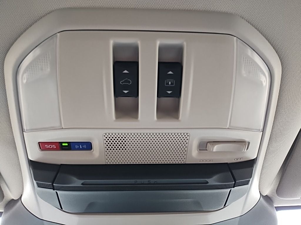 2025 Subaru Ascent Onyx Edition Touring