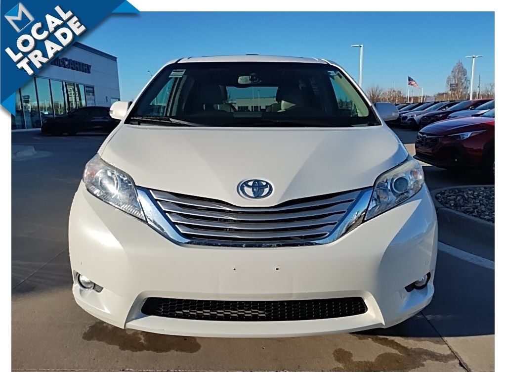 2013 Toyota Sienna AWD 7 Passenger