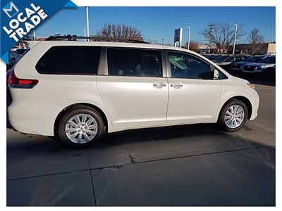 2013 Toyota Sienna AWD 7 Passenger