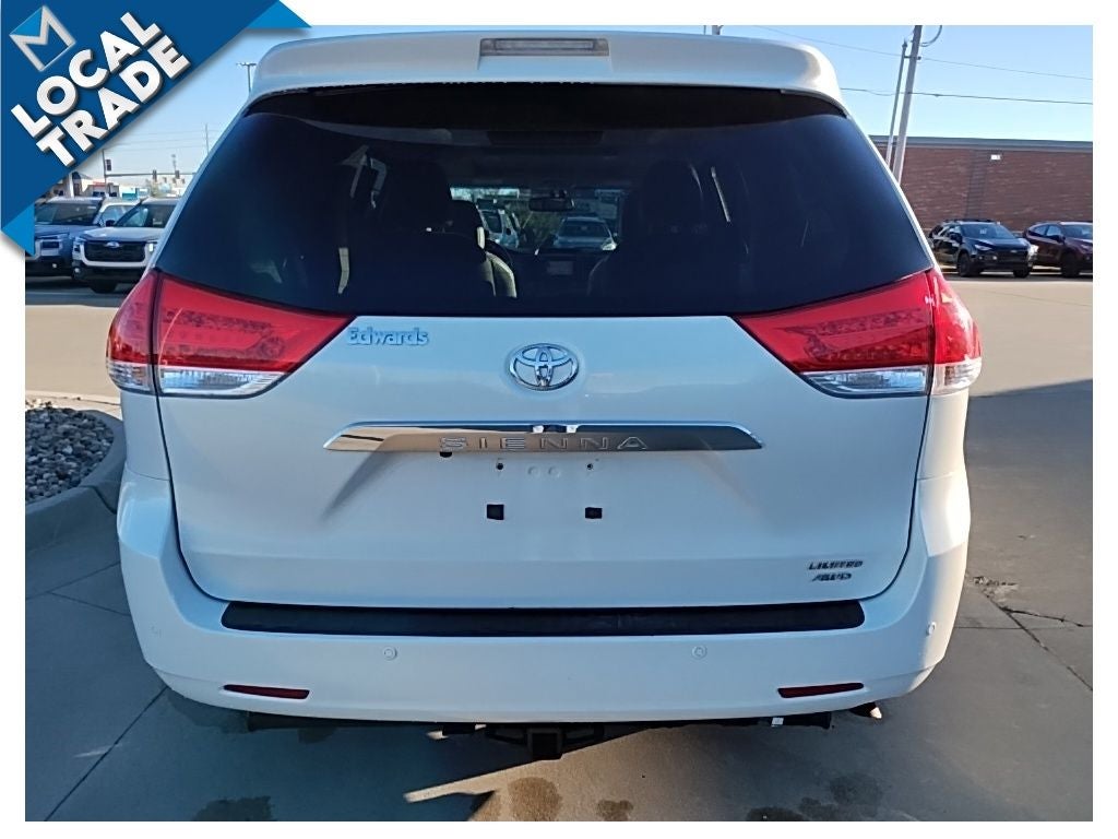 2013 Toyota Sienna AWD 7 Passenger