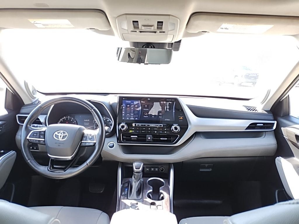 2021 Toyota Highlander Platinum