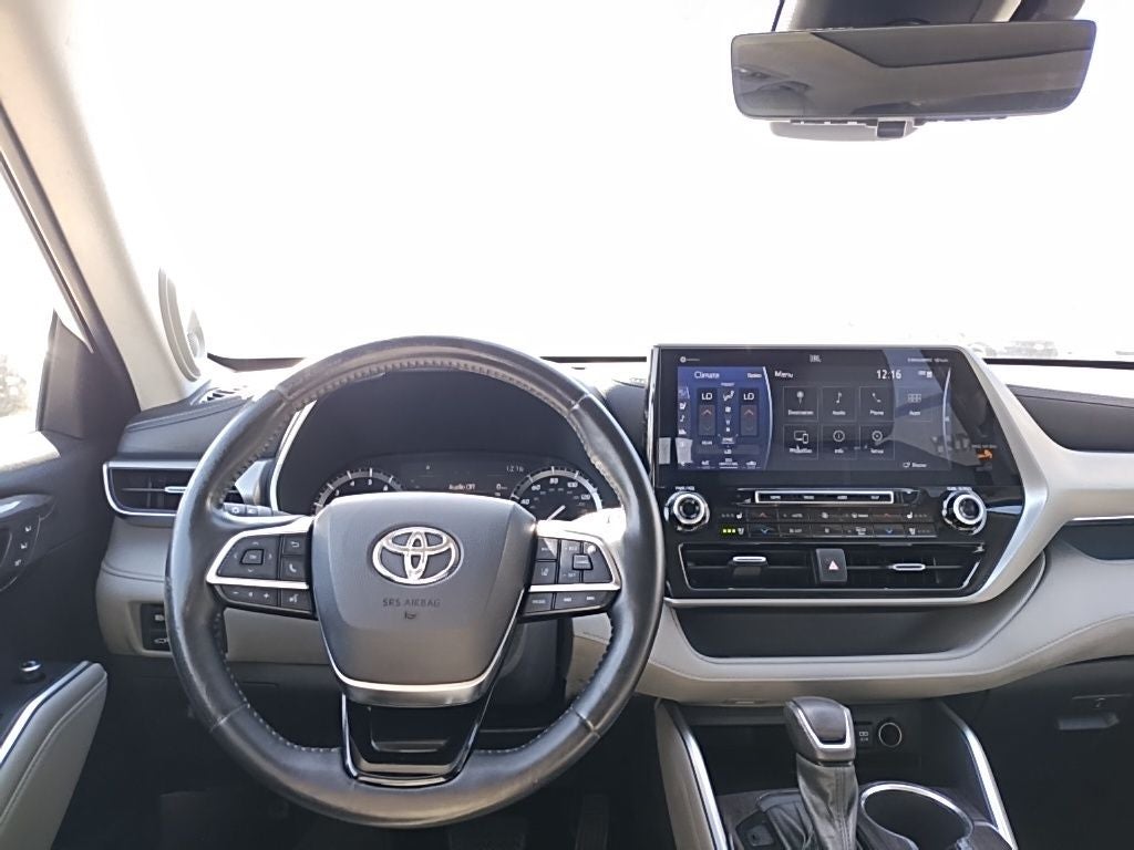 2021 Toyota Highlander Platinum