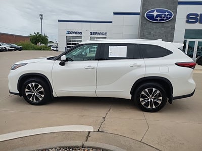 2021 Toyota Highlander XLE