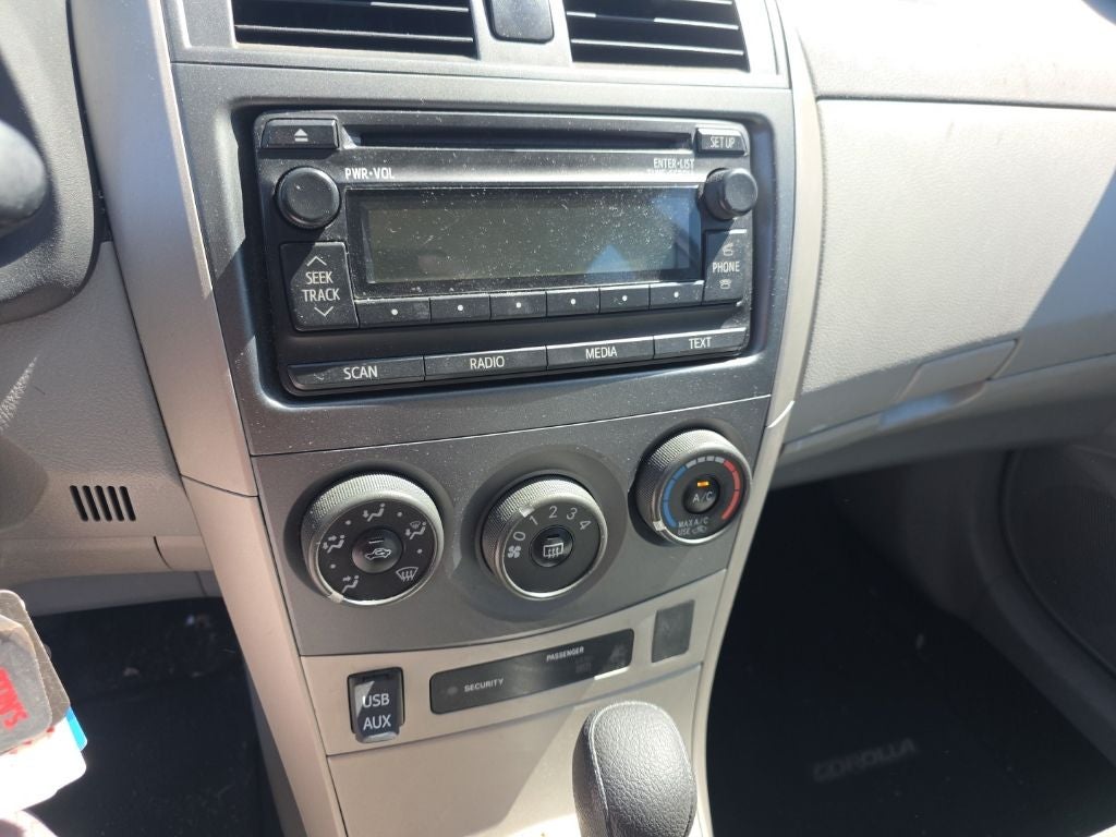2012 Toyota Corolla LE