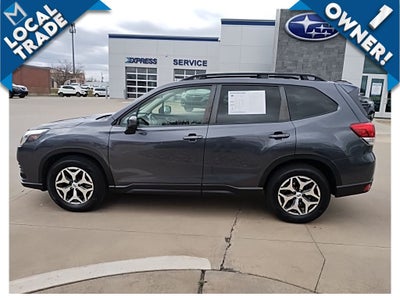 2022 Subaru Forester Premium