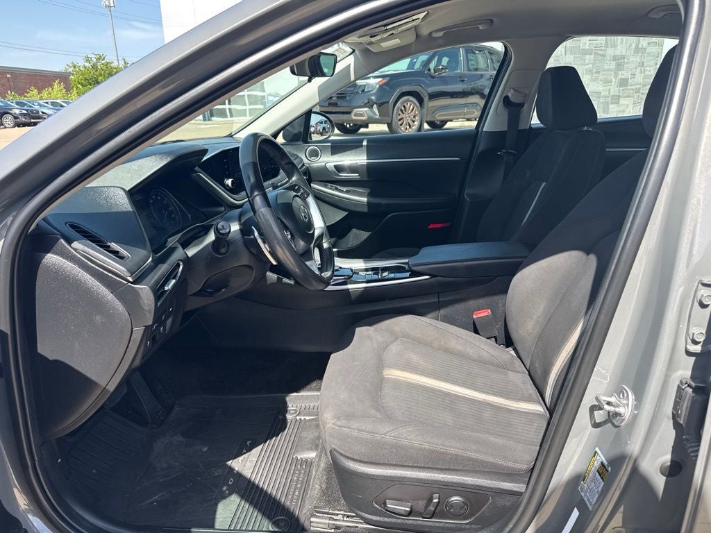 2023 Hyundai SONATA HYBRID SEL