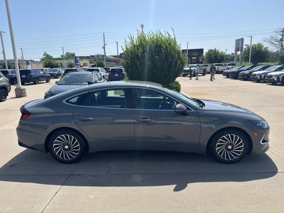 2023 Hyundai SONATA HYBRID SEL