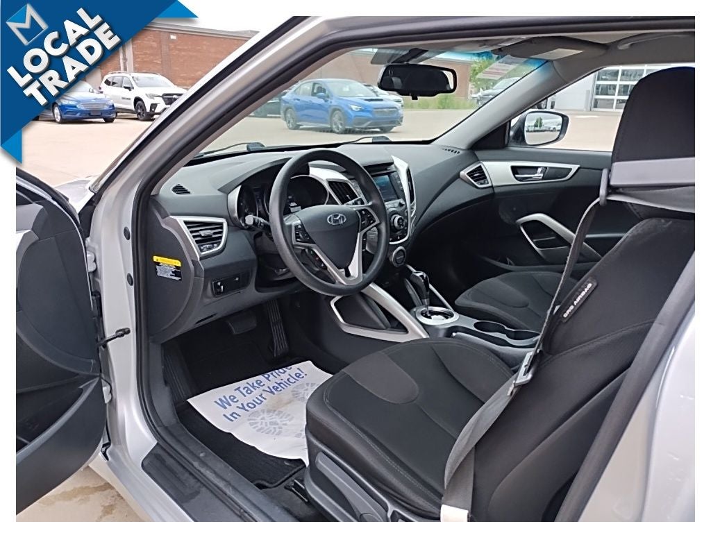 2012 Hyundai VELOSTER Base W/Black