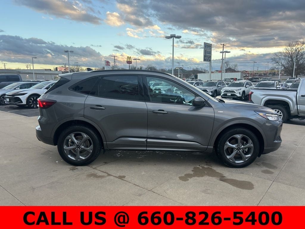 2023 Ford Escape ST-Line Select