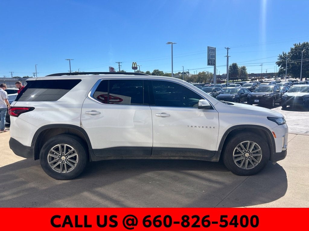 2023 Chevrolet Traverse LT Leather