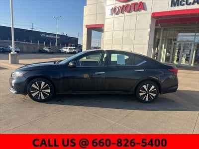 2021 Nissan Altima 2.5 SV