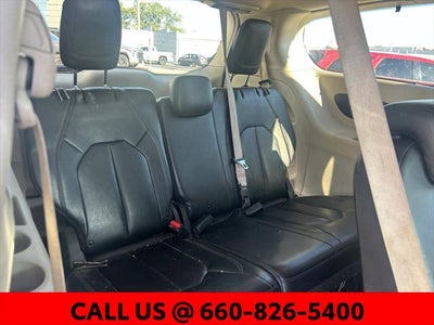 2017 Chrysler Pacifica Touring L