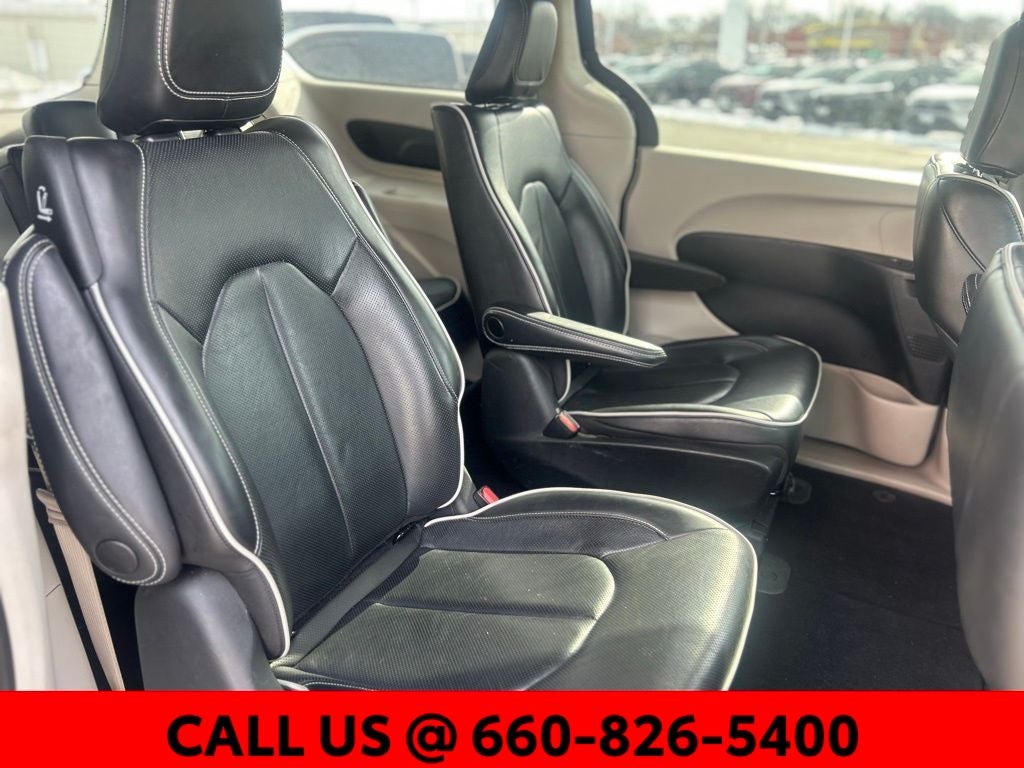 2023 Chrysler Pacifica Hybrid Limited