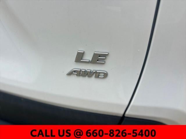 2020 Toyota RAV4 LE