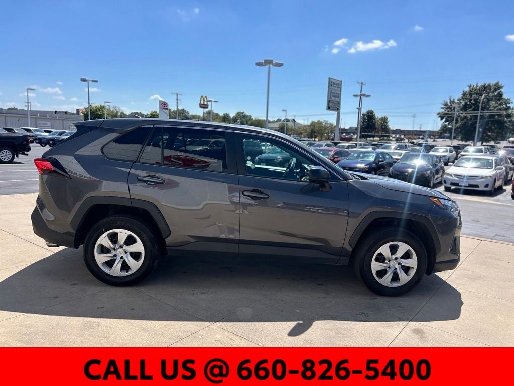 2025 Toyota RAV4 LE