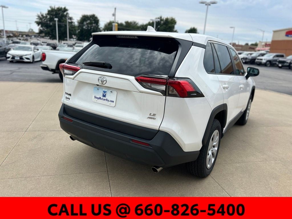 2024 Toyota RAV4 LE