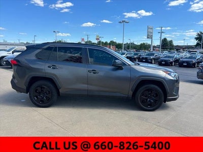 2020 Toyota RAV4 LE