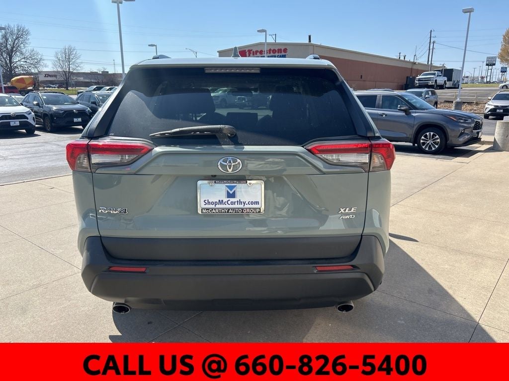 2021 Toyota RAV4 XLE