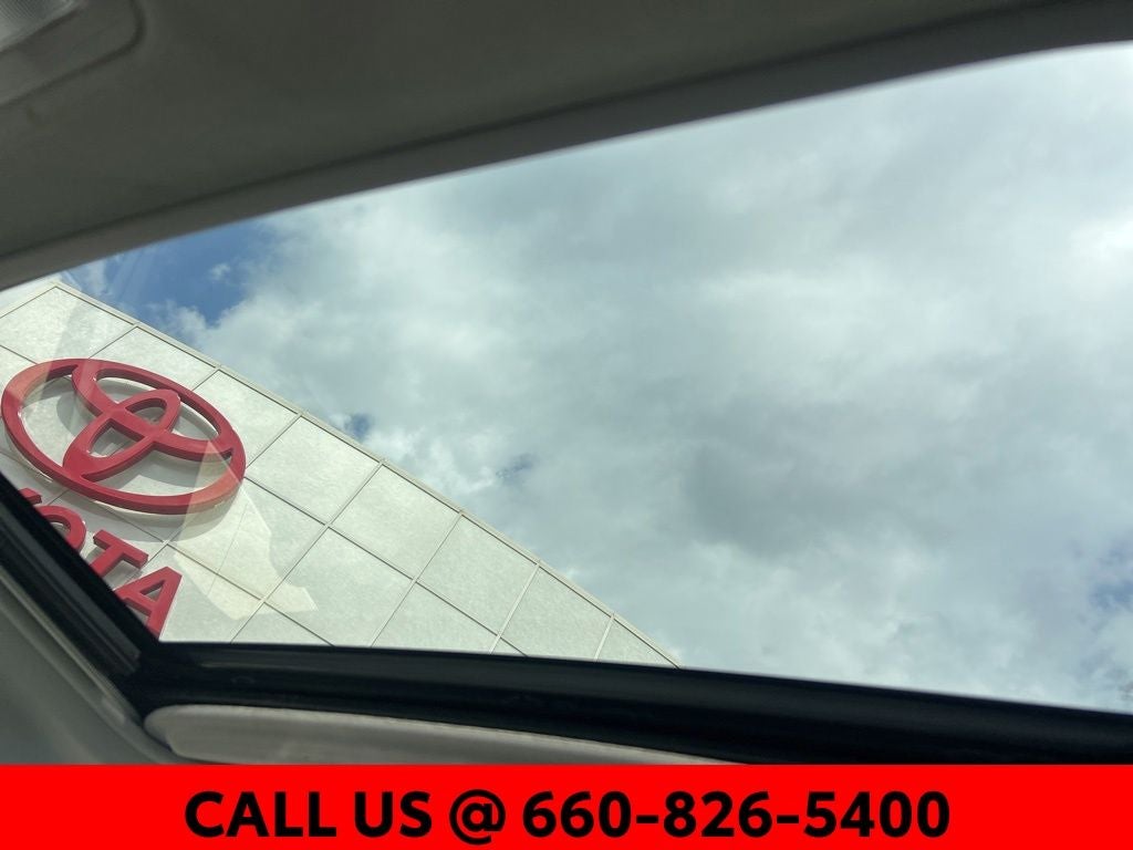 2014 Toyota Camry Hybrid XLE 2014.5