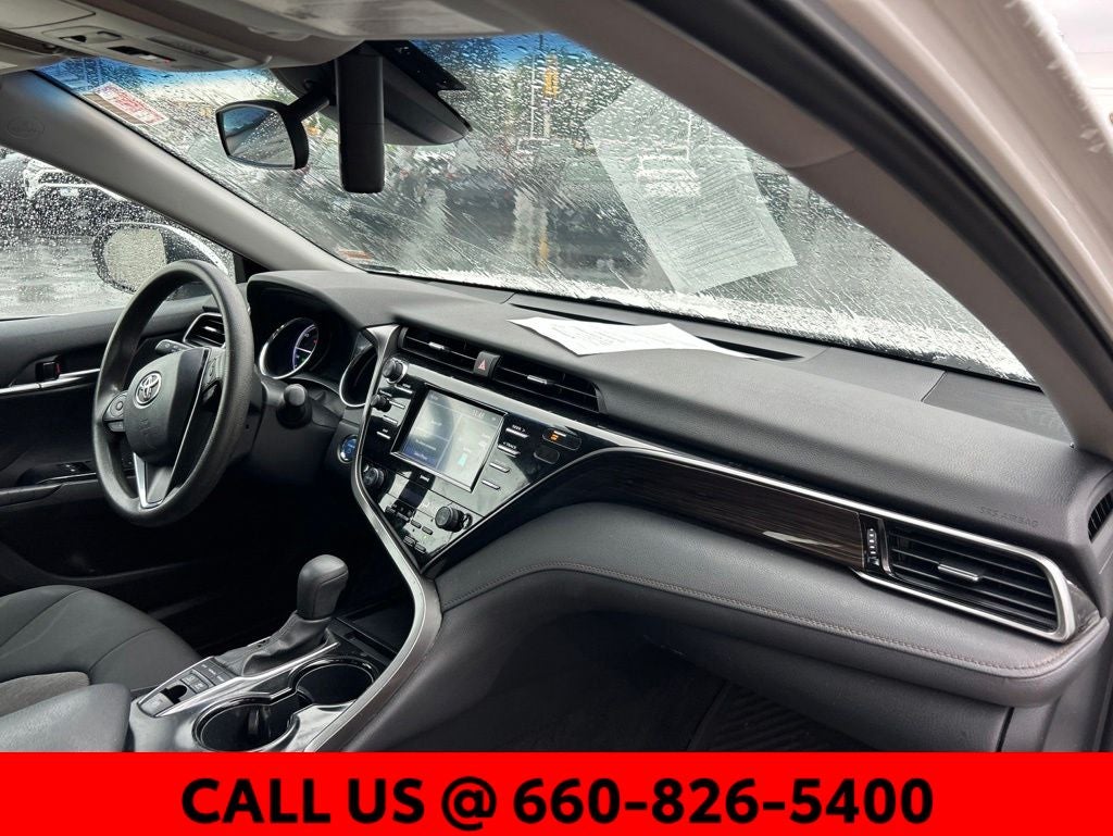 2020 Toyota Camry Hybrid LE