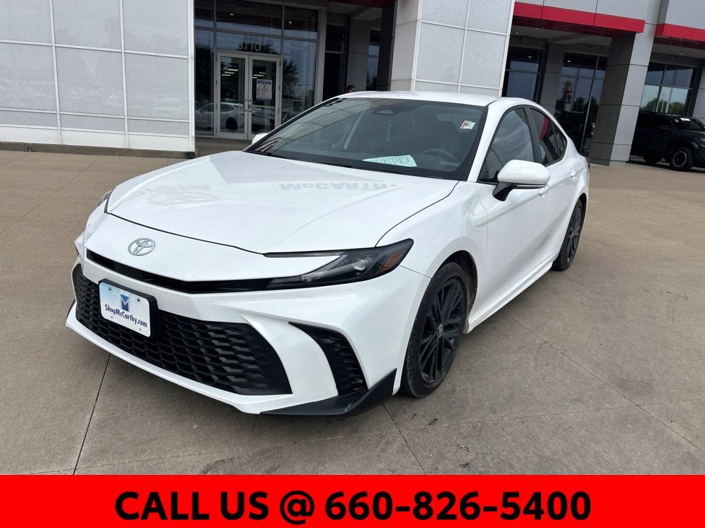 2025 Toyota Camry SE
