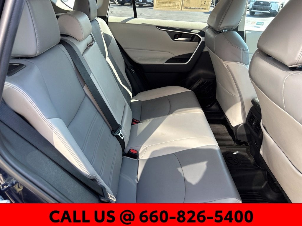 2022 Toyota RAV4 Hybrid XLE Premium