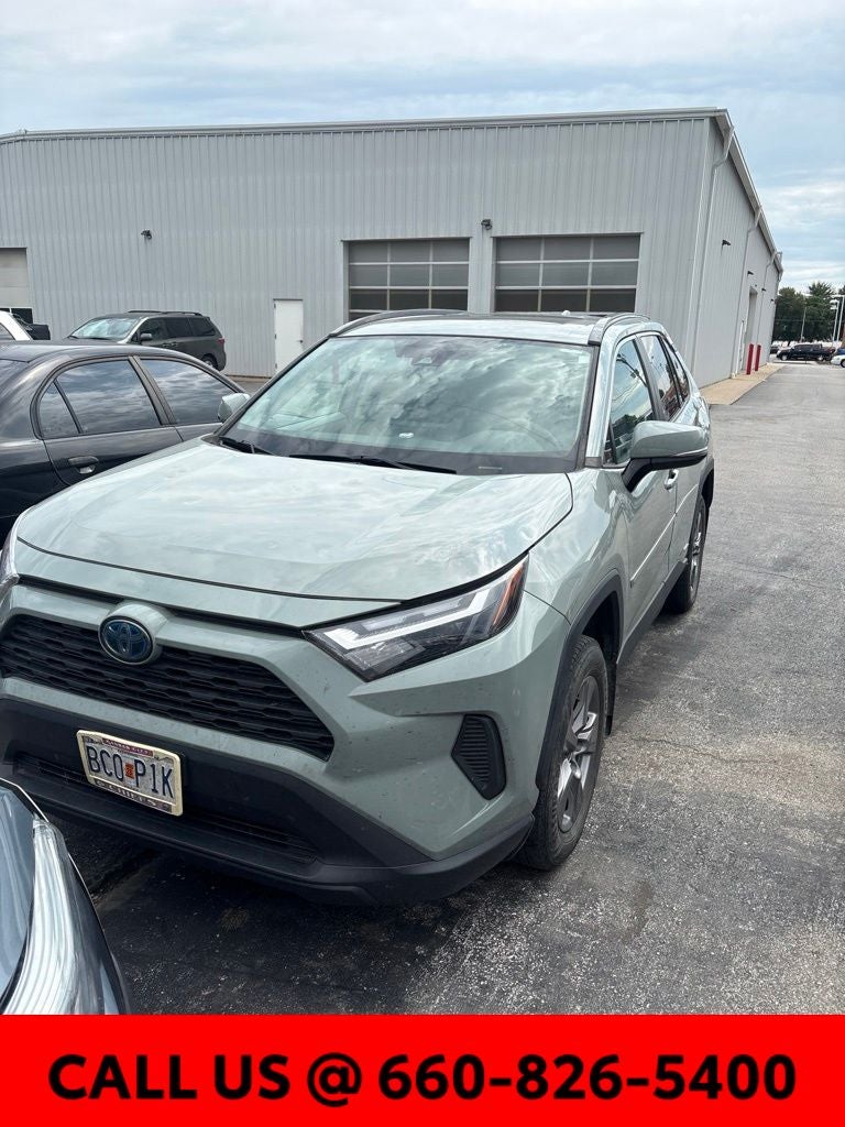 2022 Toyota RAV4 Hybrid XLE
