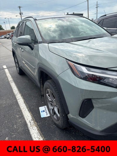 2022 Toyota RAV4 Hybrid XLE
