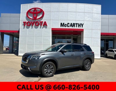 2025 Nissan Pathfinder SV