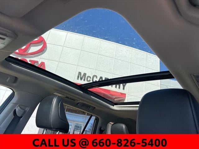 2021 Toyota Highlander Hybrid Platinum