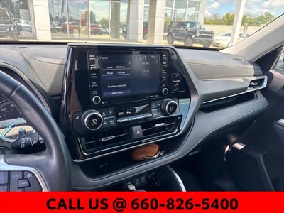 2022 Toyota Highlander Hybrid XLE