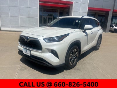 2020 Toyota Highlander Hybrid XLE