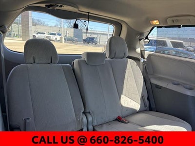2020 Toyota Sienna LE 7 Passenger