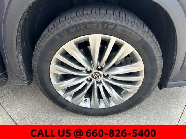 2023 Toyota Highlander Platinum