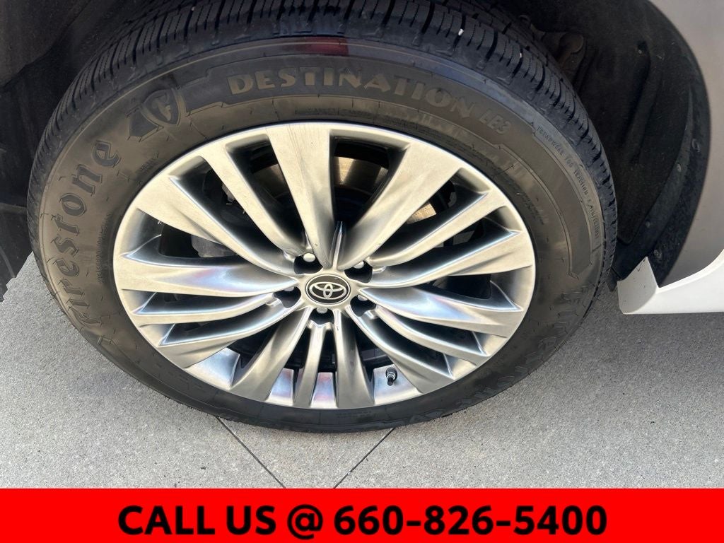 2023 Toyota Highlander Platinum