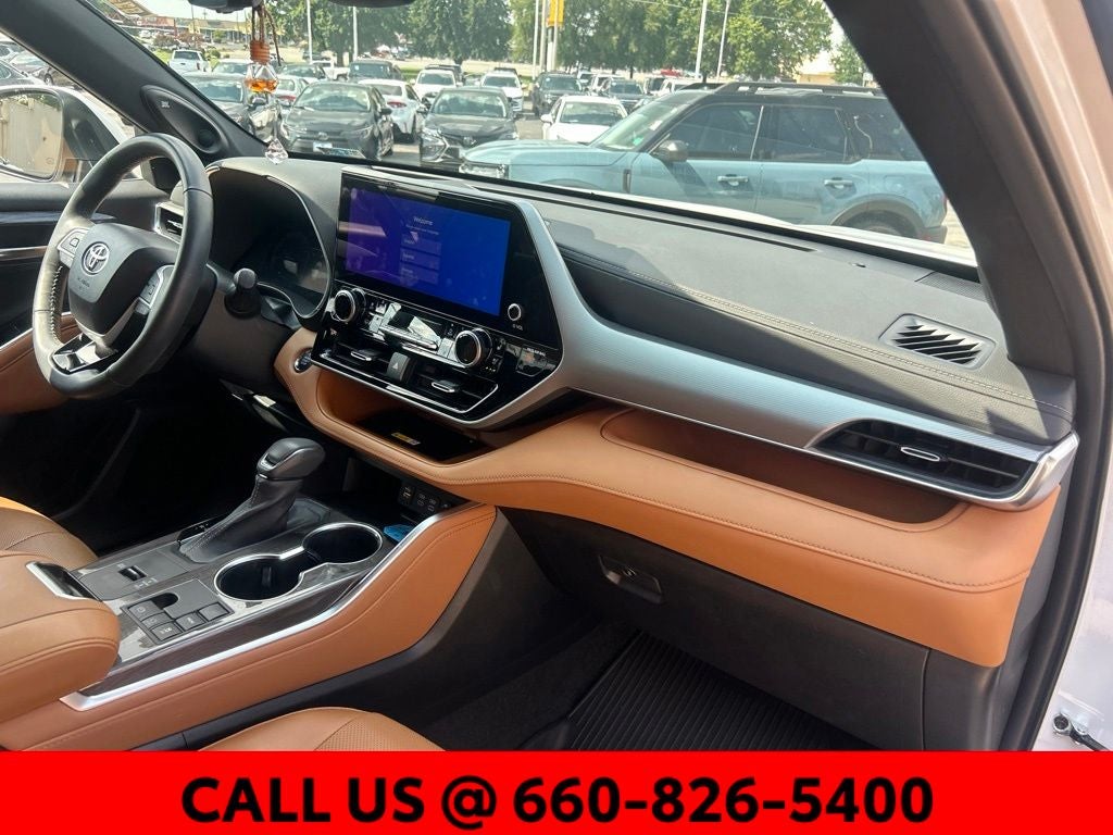 2023 Toyota Highlander Platinum