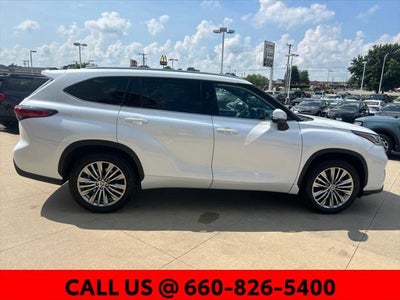 2023 Toyota Highlander Platinum