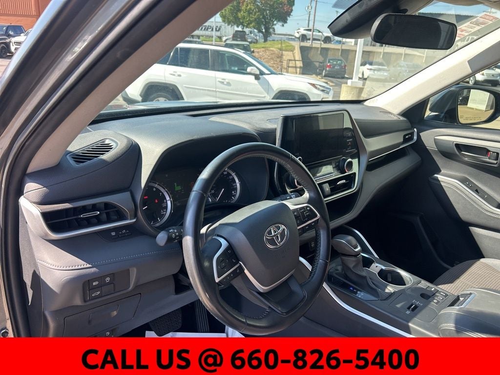 2023 Toyota Highlander LE