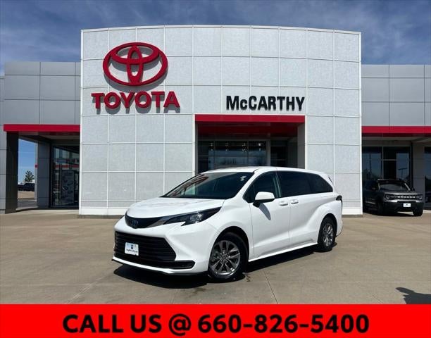 2024 Toyota Sienna LE 8 Passenger